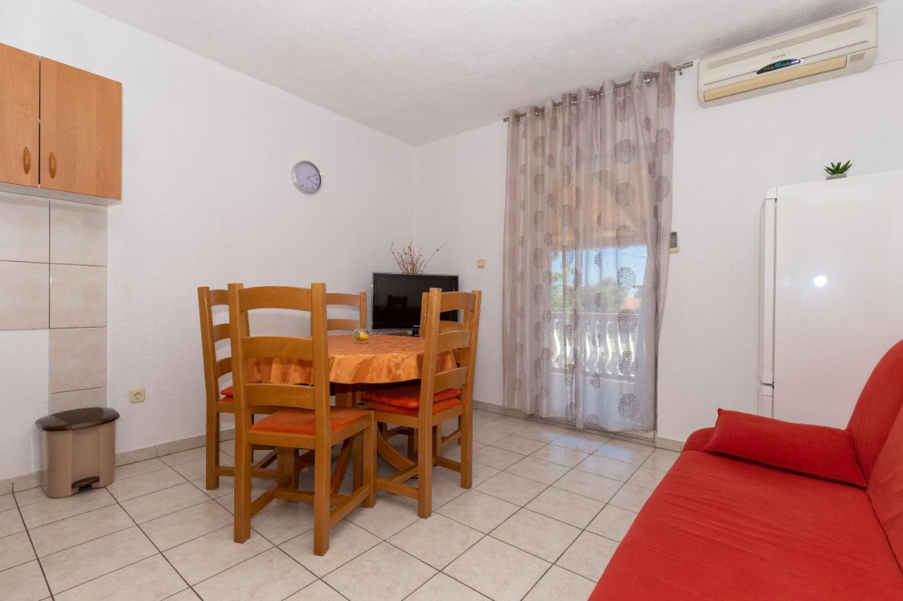 Apartmani Dada Biograd Na Moru Exterior photo