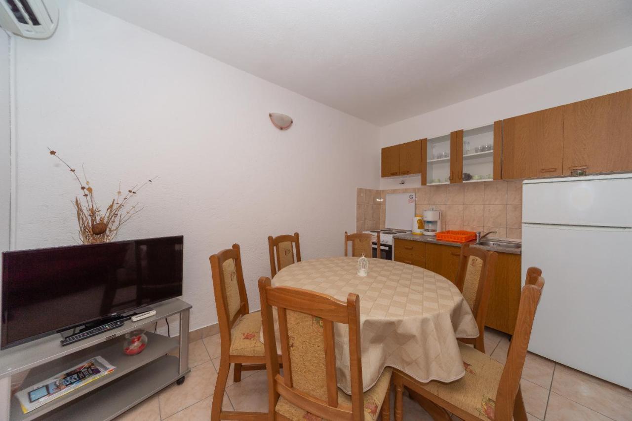 Apartmani Dada Biograd Na Moru Exterior photo
