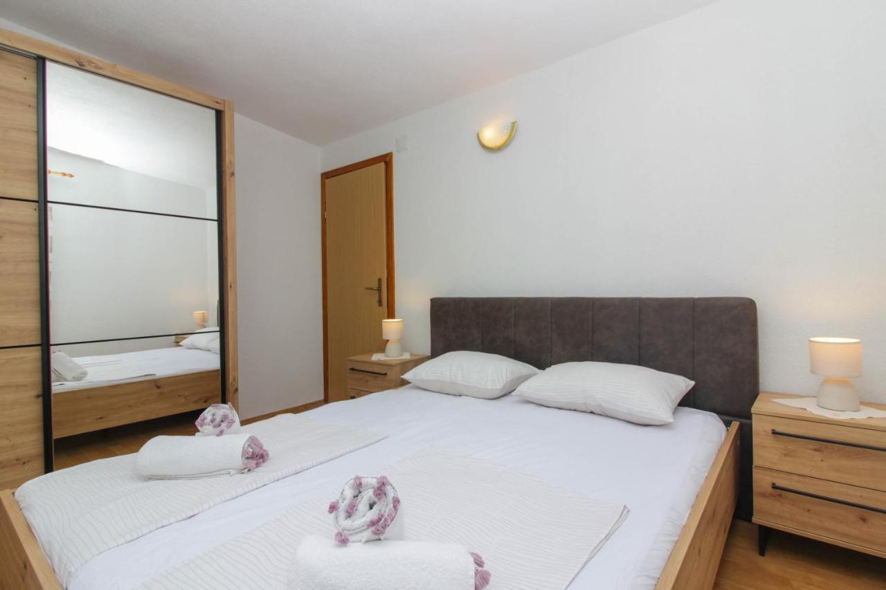 Apartmani Dada Biograd Na Moru Exterior photo