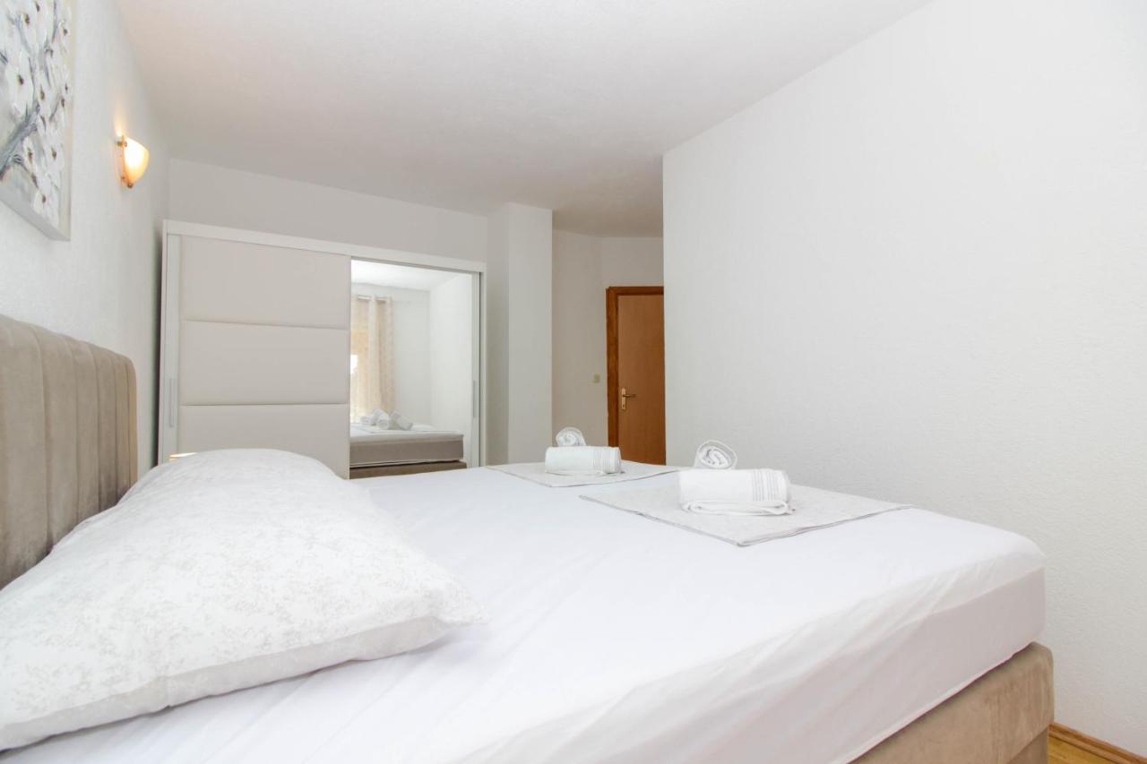 Apartmani Dada Biograd Na Moru Exterior photo